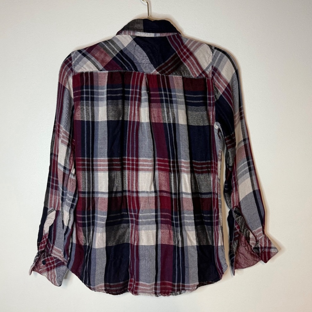 Rails Hunter Button Down Flannel Style Shirt In W… - image 4